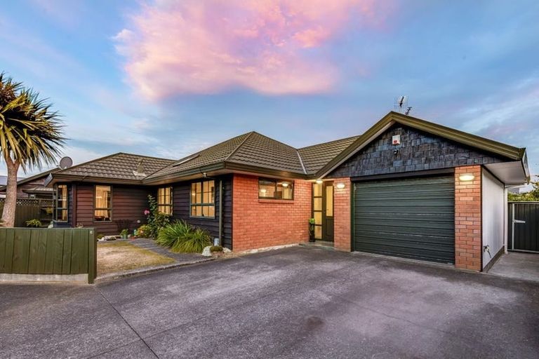 Photo of property in 2/45 Brunswick Street, Hutt Central, Lower Hutt, 5010