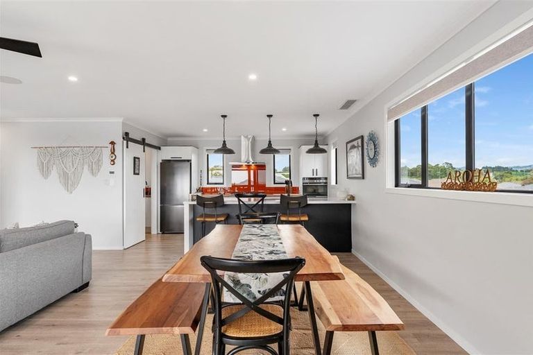 Photo of property in 16a No 2 Road, Te Puke, 3119