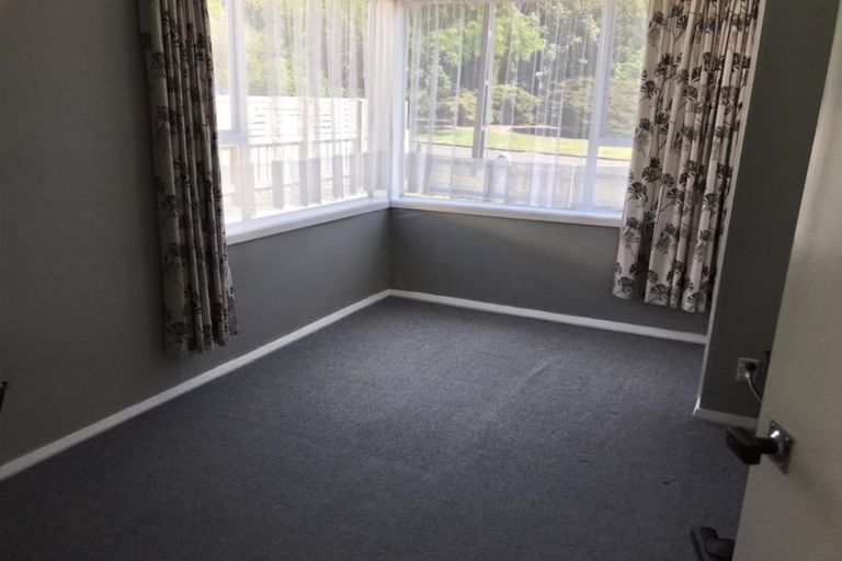 Photo of property in 9 Page Street, Stratford, 4332