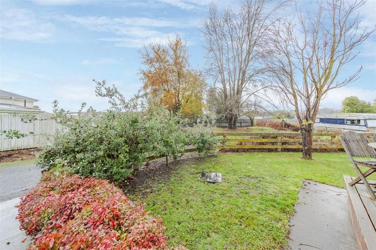 Photo of property in 18 Guy Street, Waipawa, 4210