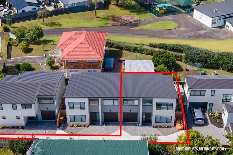 Photo of property in 166b Ennis Avenue, Pakuranga Heights, Auckland, 2010