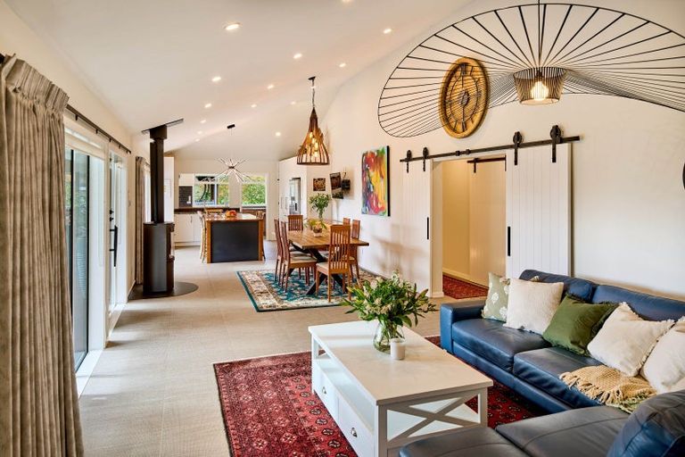 Photo of property in 140 School Road, Te Horo, Otaki, 5582