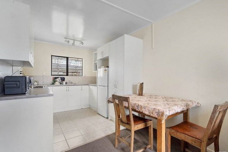 Photo of property in 2/48 Coxhead Road, Manurewa, Auckland, 2102