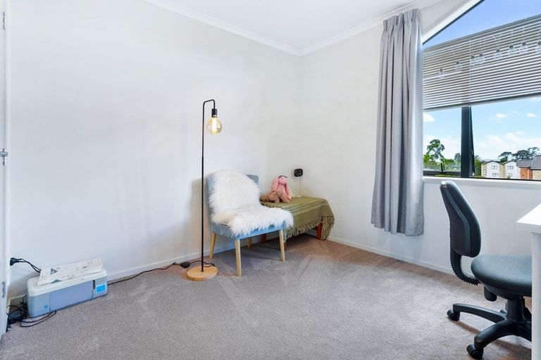 Photo of property in St Claire Village, 38/172 Mcleod Road, Te Atatu South, Auckland, 0610