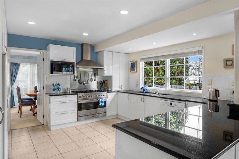 Photo of property in 3a Brett Avenue, Takapuna, Auckland, 0622