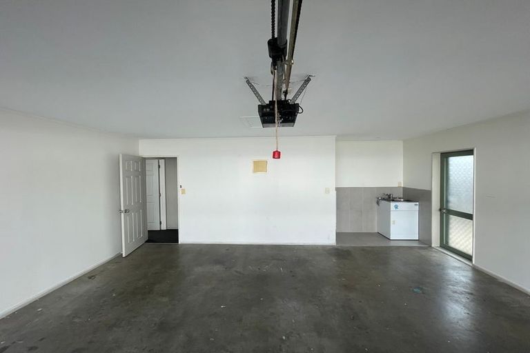 Photo of property in 47c Browns Road, Manurewa, Auckland, 2102