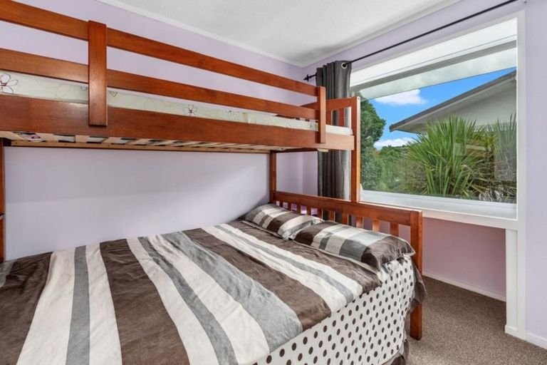 Photo of property in 2/21 Glamorgan Drive, Torbay, Auckland, 0630