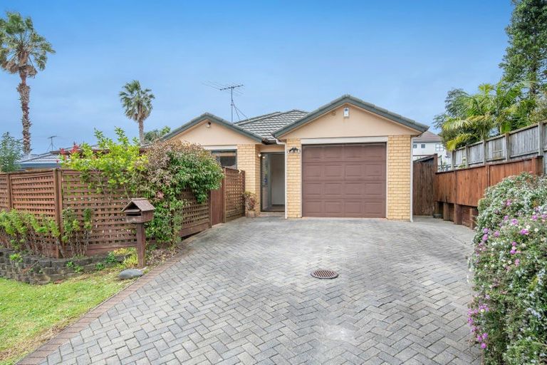 Photo of property in 4 Red Hibiscus Road, Stanmore Bay, Whangaparaoa, 0932