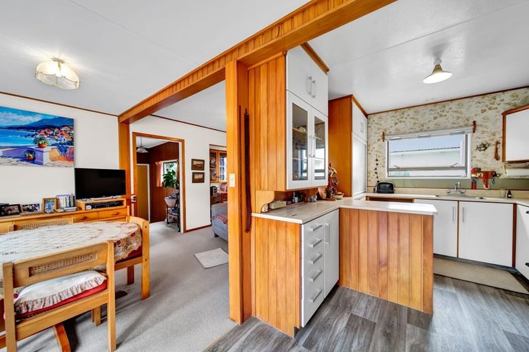 Photo of property in 149 South Road, Hawera, 4610