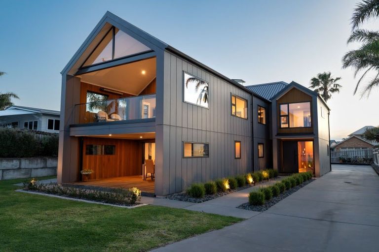 Photo of property in 235 One Tree Point Road, One Tree Point, 0118