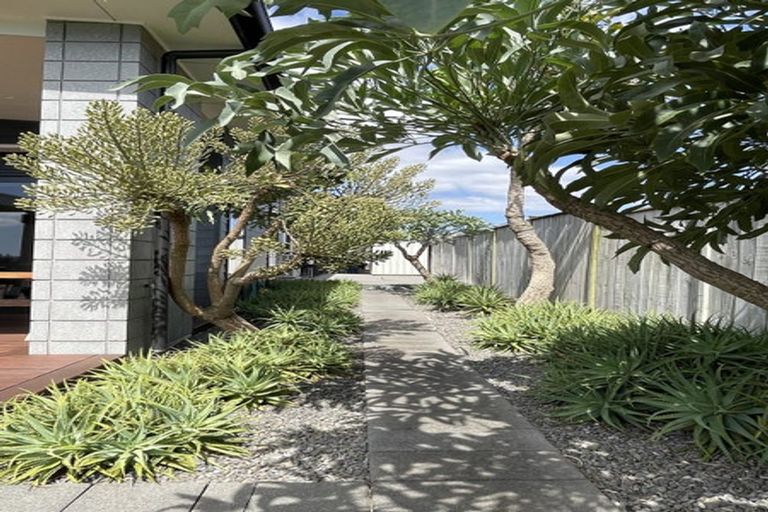 Photo of property in 67 Milano Boulevard, Karaka, Papakura, 2113