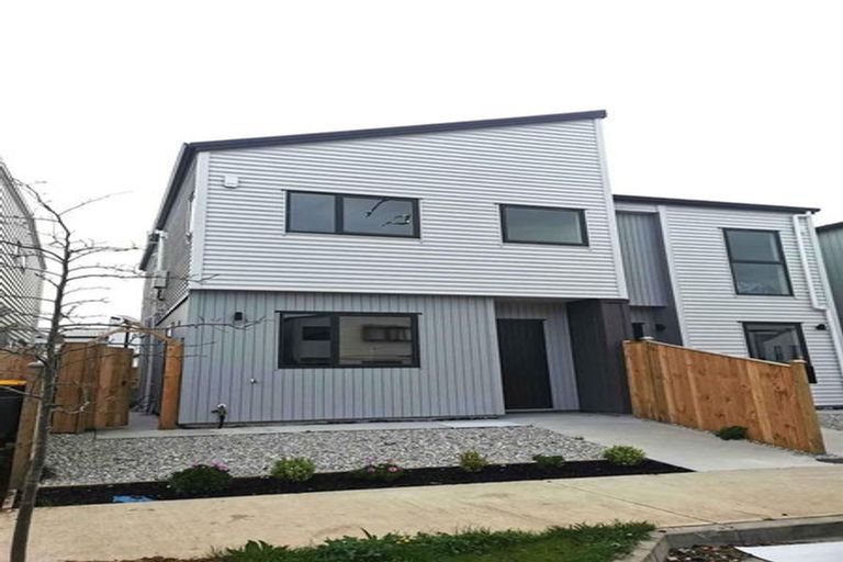 Photo of property in 43 Kairakau Street, Papakura, 2110