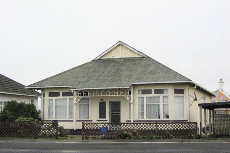 Photo of property in 46 Royal Crescent, Saint Kilda, Dunedin, 9012