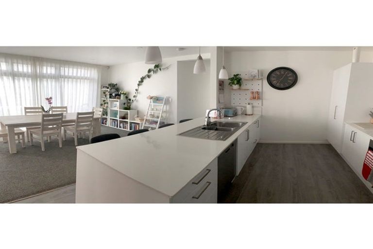 Photo of property in 5 Mettle Lane, Papakura, 2110