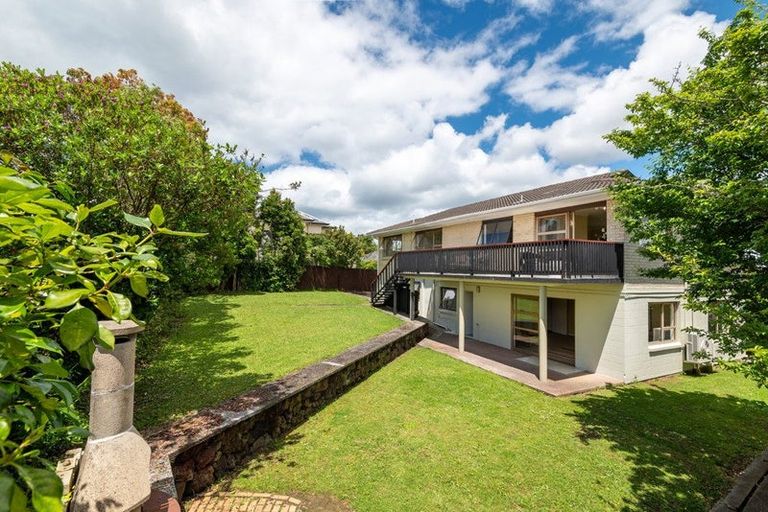 Photo of property in 254a East Coast Road, Forrest Hill, Auckland, 0620