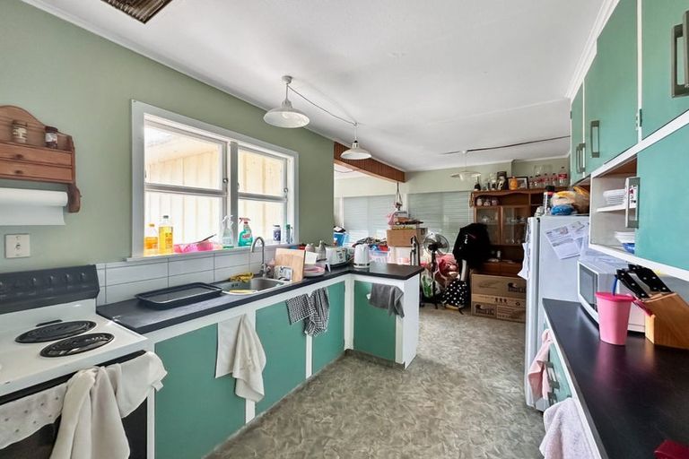 Photo of property in 43 Manuka Street, Castlecliff, Whanganui, 4501