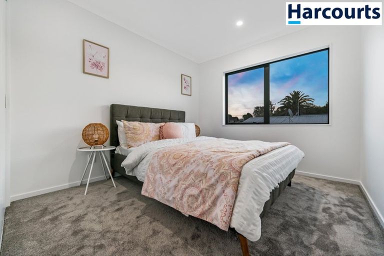 Photo of property in 4/7 Glen Road, Ranui, Auckland, 0612