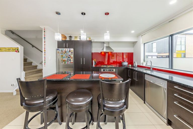 Photo of property in 3/182 Flat Bush School Road, Flat Bush, Auckland, 2019