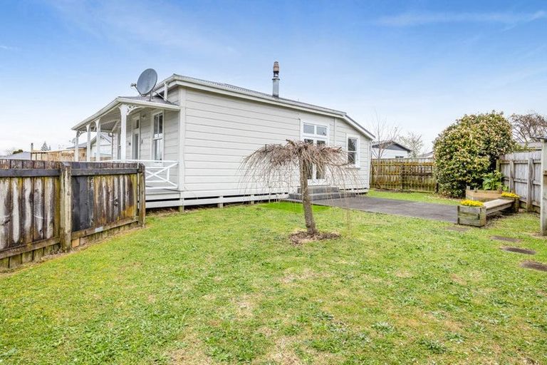 Photo of property in 16a Sunnyvale Street, Bell Block, New Plymouth, 4312
