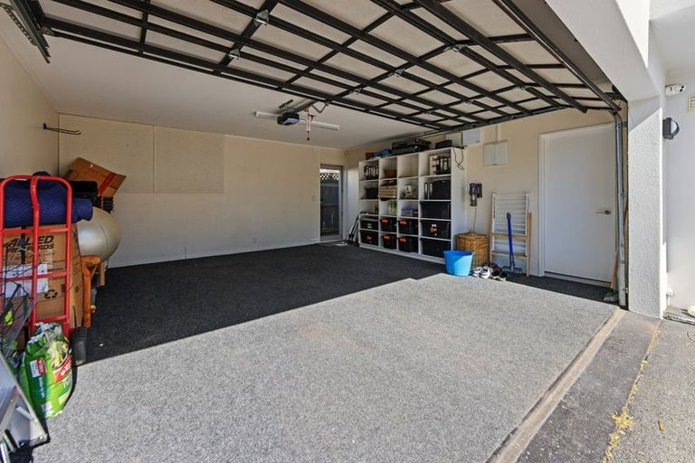 Photo of property in 35b Holly Road, St Albans, Christchurch, 8014