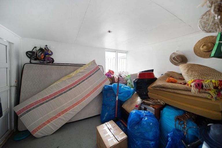 Photo of property in 25 Lachlan Place, Favona, Auckland, 2024