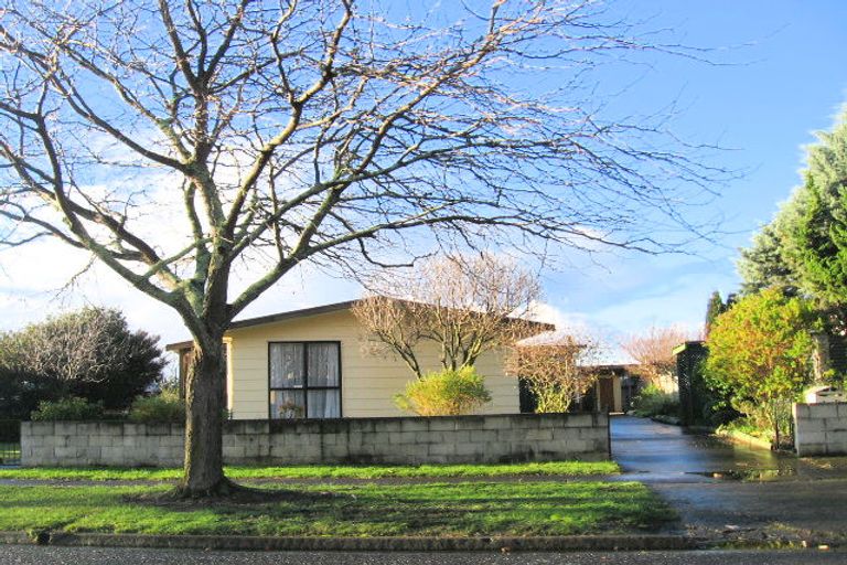 Photo of property in 4b Columbus Crescent, Flaxmere, Hastings, 4120