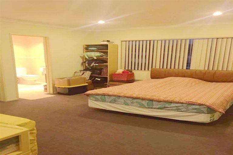 Photo of property in 26 Kensway Drive, Flat Bush, Auckland, 2016