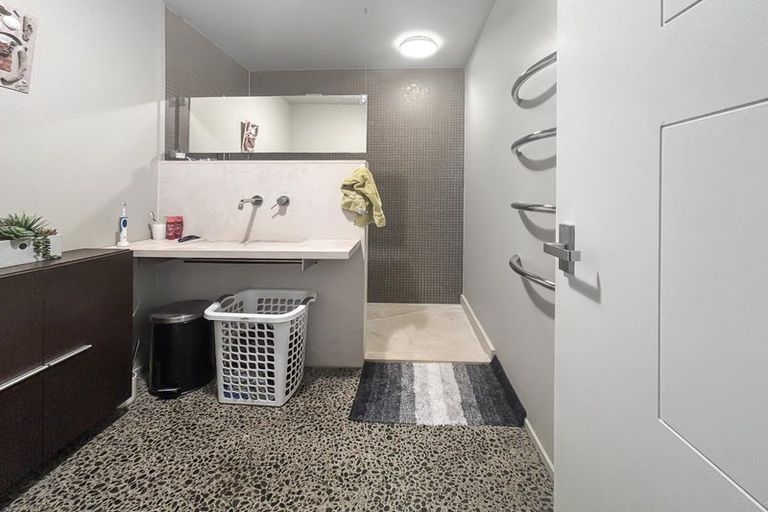 Photo of property in 364 Lake Terrace, Two Mile Bay, Taupo, 3330