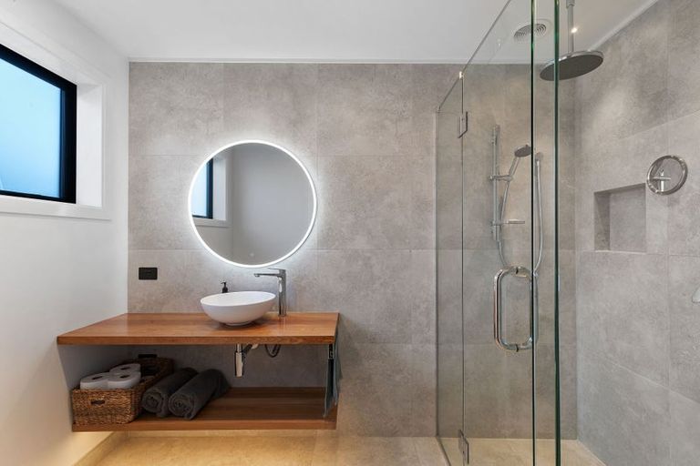 Photo of property in 45 Clearview Street, Wanaka, 9305