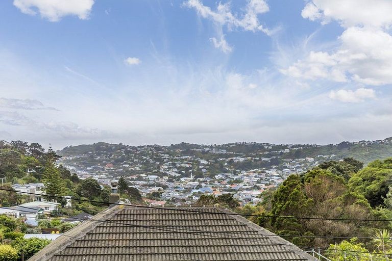 Photo of property in 98 Severn Street, Island Bay, Wellington, 6023