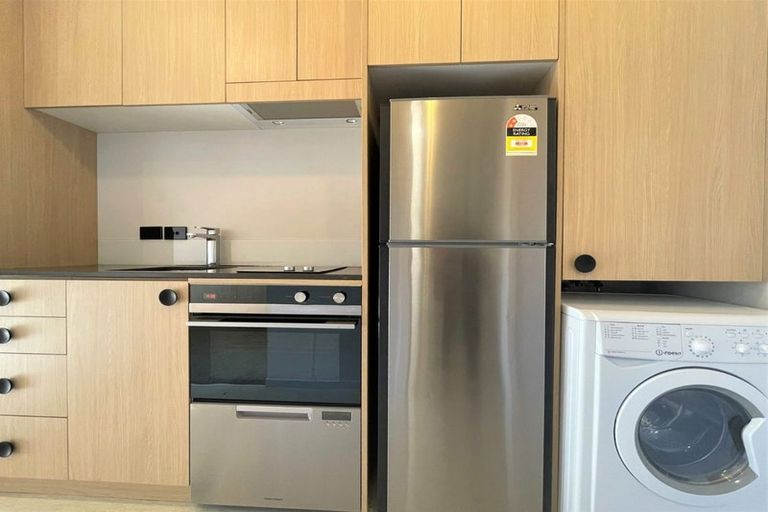 Photo of property in Vedado Apartments, 202/41u Hopper Street, Mount Cook, Wellington, 6011