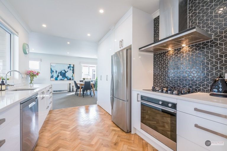 Photo of property in 17 Ropata Crescent, Boulcott, Lower Hutt, 5010