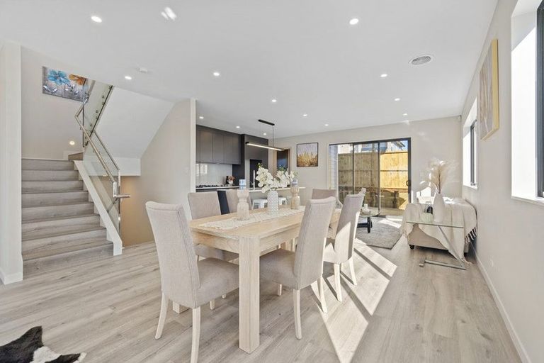 Photo of property in 14 Glann Lane, Flat Bush, 2019