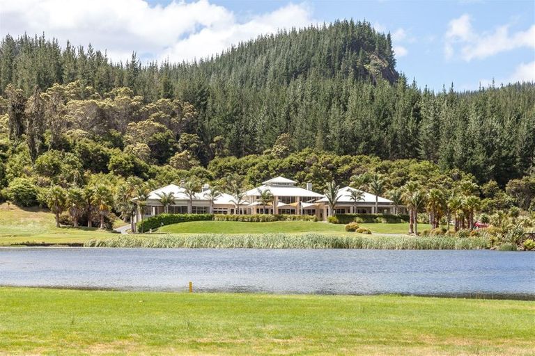 Photo of property in 68 Pinehurst Drive, Pauanui, Hikuai, 3579