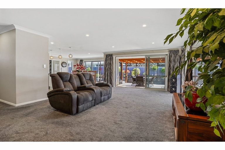 Photo of property in 33 Macphail Avenue, Rangiora, 7400