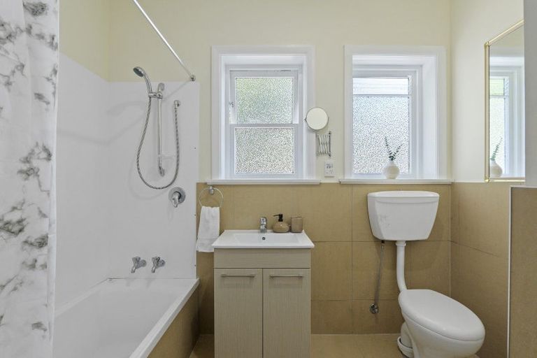 Photo of property in 21 Rudleigh Avenue, Upper Riccarton, Christchurch, 8041