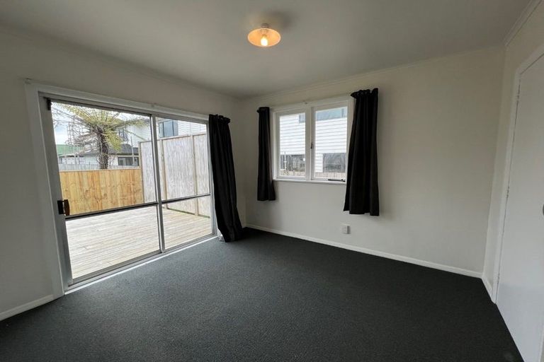 Photo of property in 25 Hill Crescent, Papakura, 2110