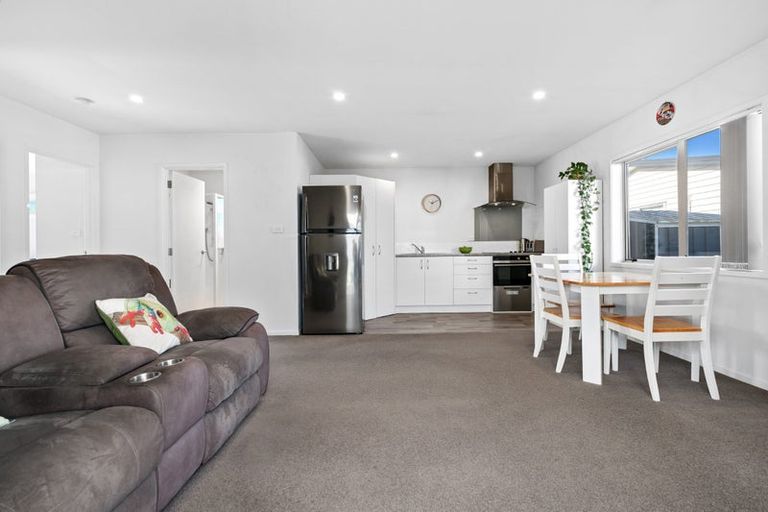 Photo of property in 204/11 Kamahi Crescent, Papamoa Beach, Papamoa, 3118