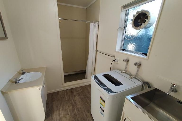 Photo of property in 12 Kauri Street, Roslyn, Palmerston North, 4414