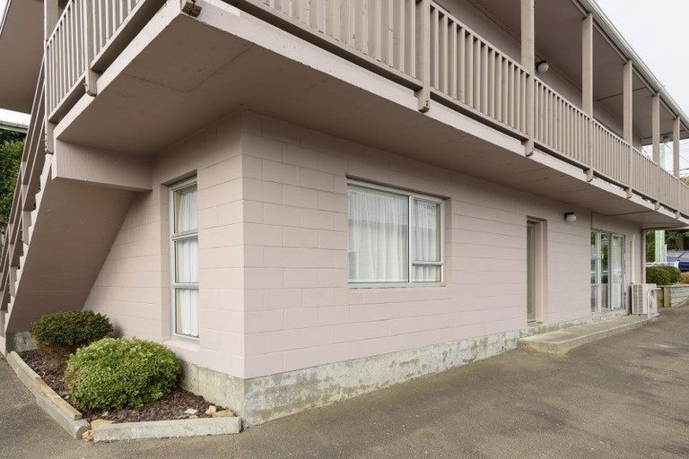 Photo of property in 12u1 Cleveland Street, Brooklyn, Wellington, 6021