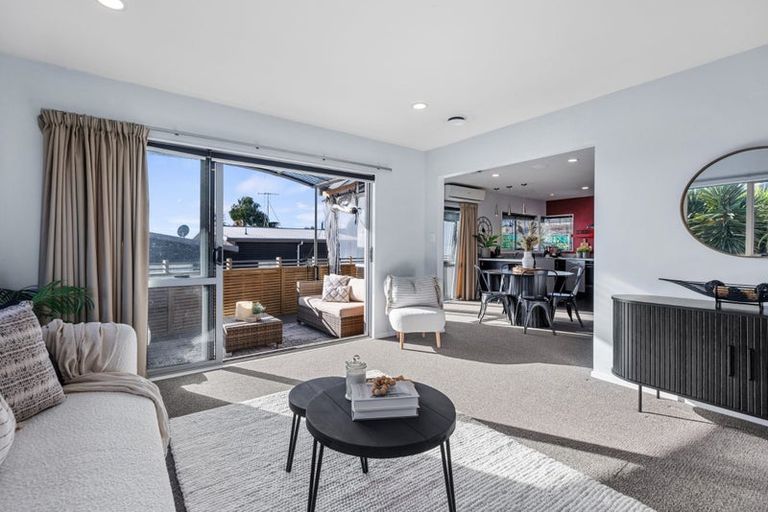 Photo of property in 15 Talbot Place, Welcome Bay, Tauranga, 3112