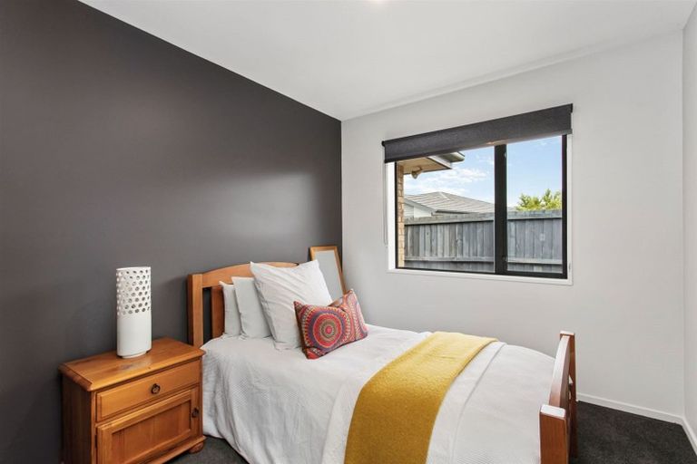 Photo of property in 5 Mahuri Street, Parklands, Christchurch, 8083