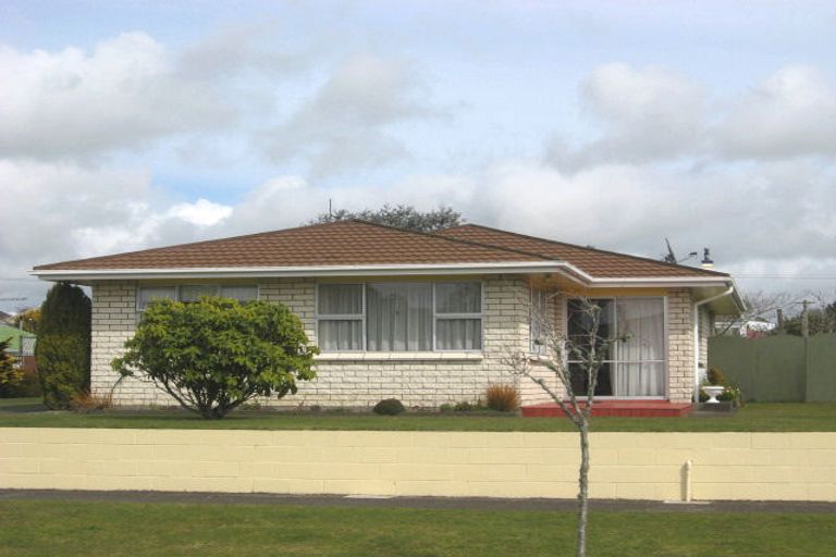 Photo of property in 21 Orlando Street, Stratford, 4332