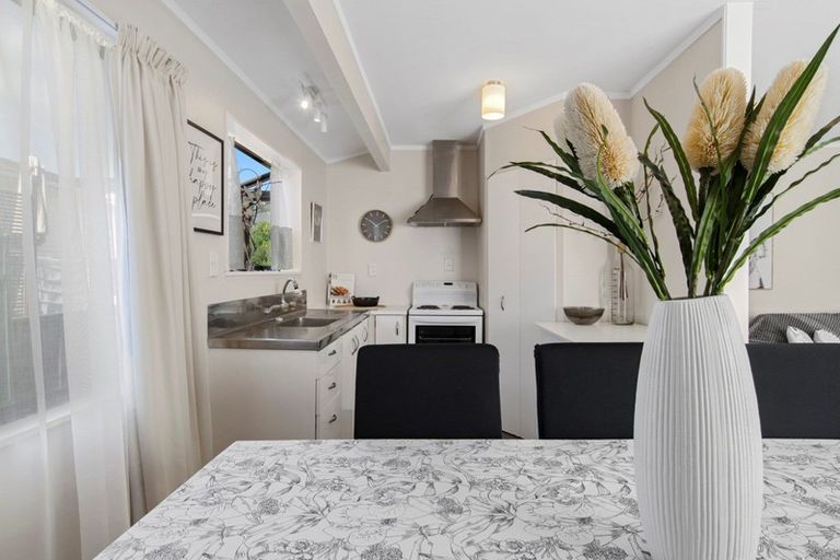 Photo of property in 26 Princess Street, Te Puke, 3119