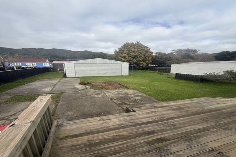 Photo of property in 19 Collett Street, Naenae, Lower Hutt, 5011
