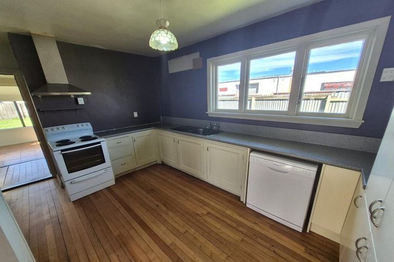 Photo of property in 32 Bower Avenue, New Brighton, Christchurch, 8083