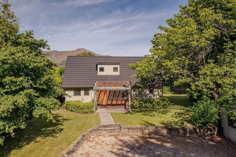 Photo of property in 90 Matai Road, Wanaka, 9305