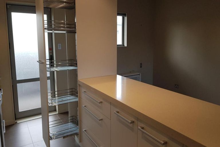 Photo of property in 4/23 Clare Road, St Albans, Christchurch, 8014