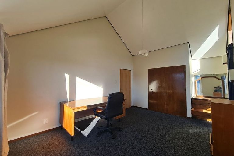 Photo of property in 45 Howe Street, North Dunedin, Dunedin, 9016