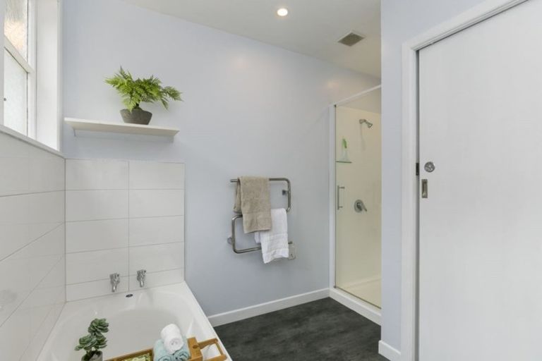 Photo of property in 4 Reuben Avenue, Brooklyn, Wellington, 6021